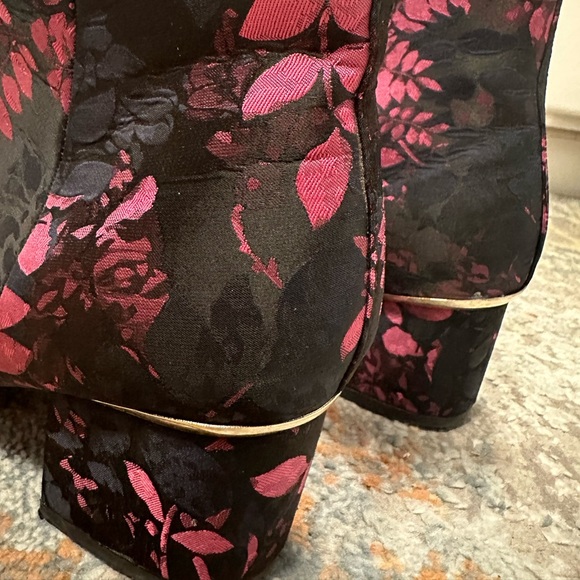 Floral Booties - Picture 5 of 7